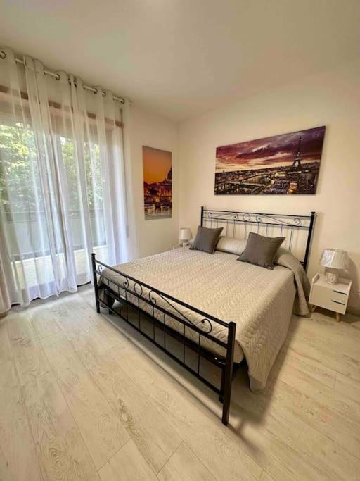 Appartamento Luminoso Domus Eur Rome Exterior photo